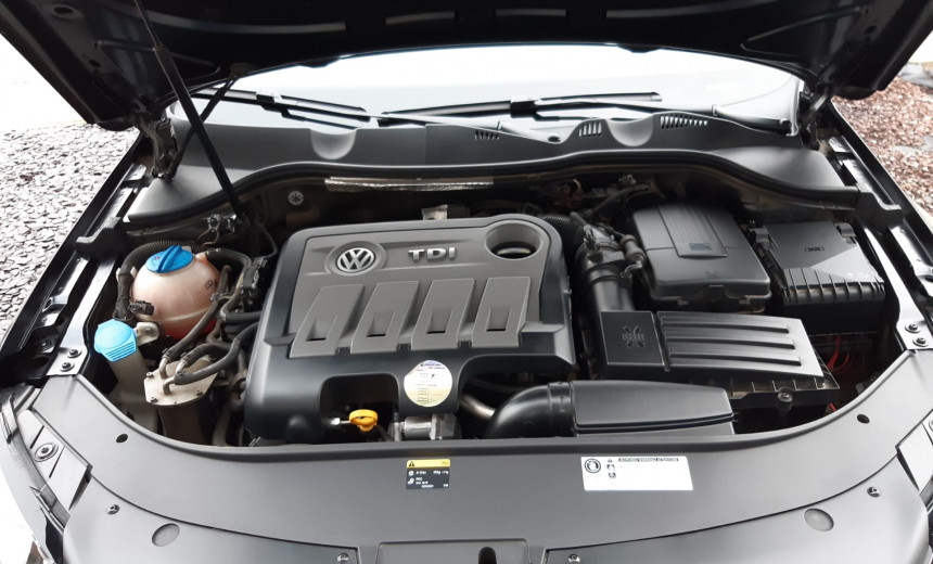 Volkswagen Passat Variant 2014 Diesel Manual Image 3