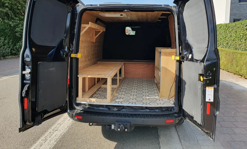 Ford Transit Custom 2021 Diesel Manual Image 2
