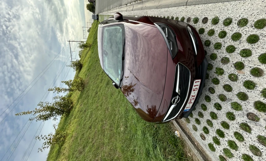 Opel Insignia 2019 Diesel Manual Image 9