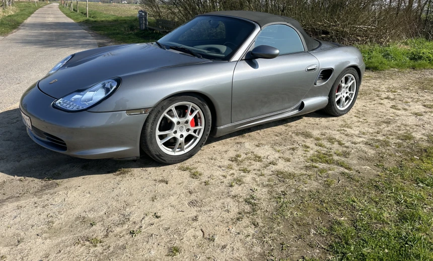 Porsche Boxster 2001 Gasoline Manual Image 4