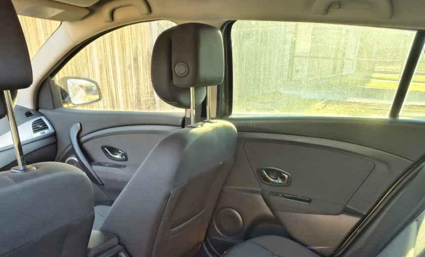 Renault Megane 2012 Gasoline Manual Image 4