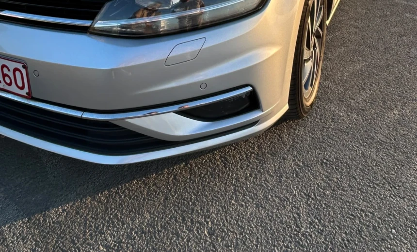 Volkswagen Golf 2018 Gasoline Automatic Image 2