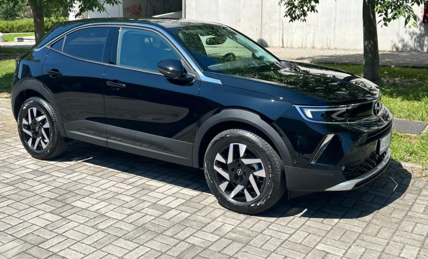 Opel Mokka 2023 Diesel Manual Image 4