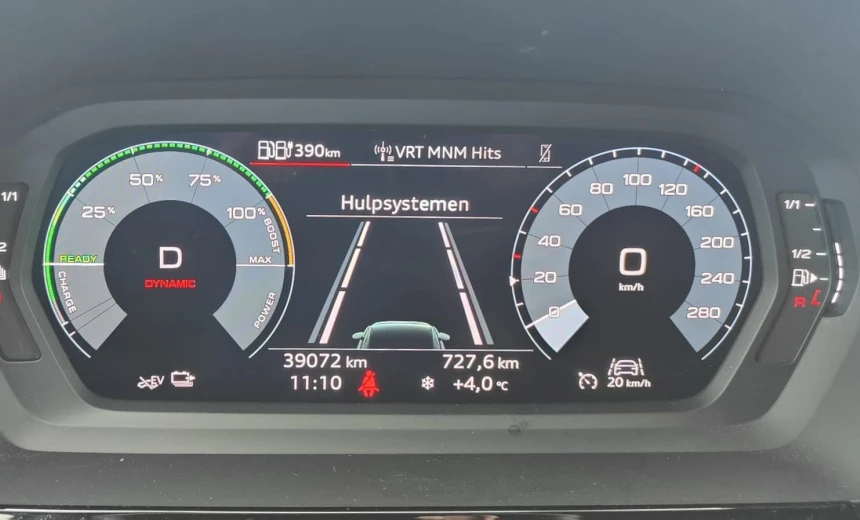 Audi A3 2022 Hybrid Electric/Gasoline Automatic Image 12