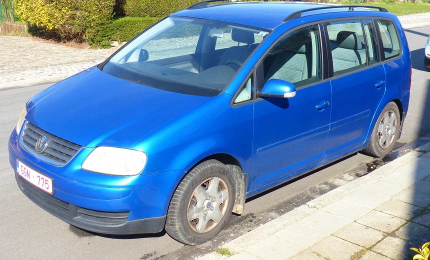 Volkswagen Touran 2004 Diesel Manual Image 0