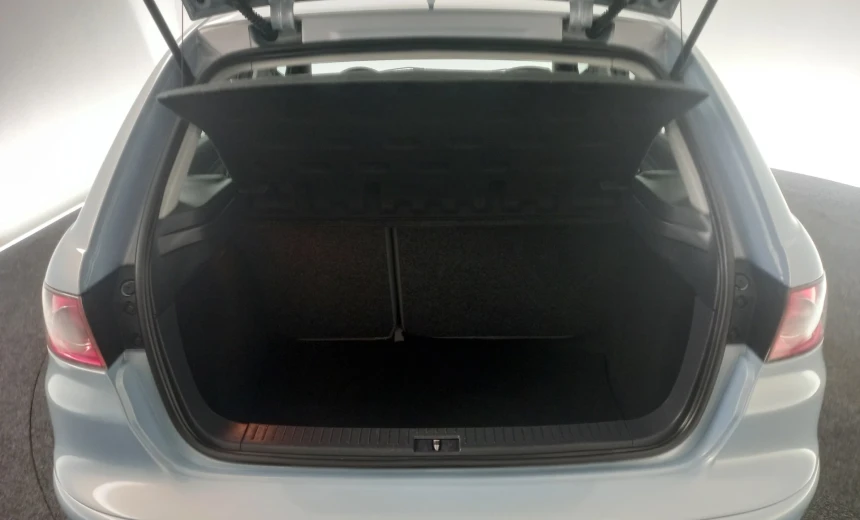 SEAT Ibiza 2002 Gasoline Manual Image 4