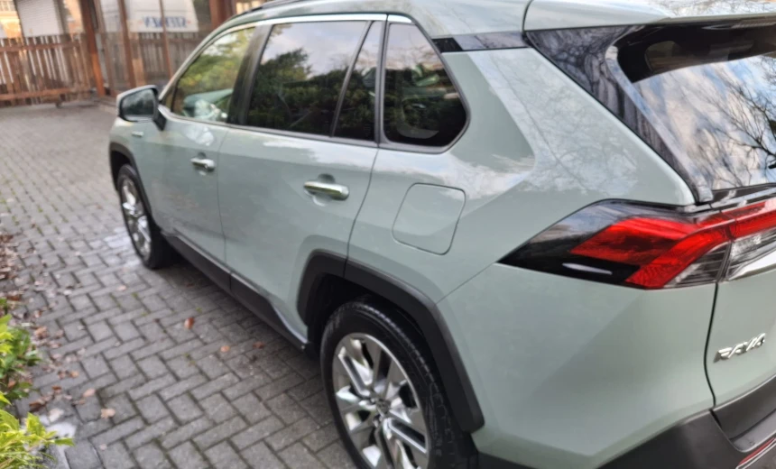 Toyota RAV 4 2020 Hybrid Electric/Gasoline Automatic Image 5