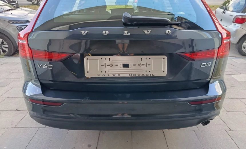 Volvo V60 2020 Diesel Manual Image 4