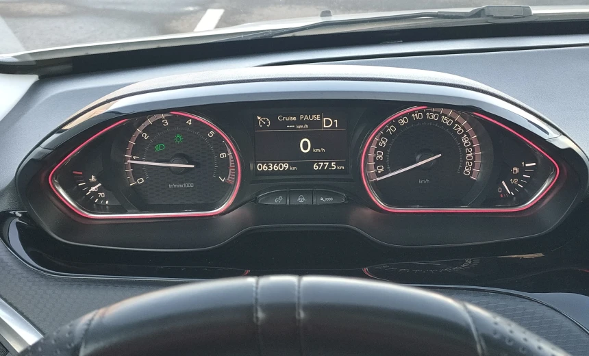 Peugeot 2008 2019 Gasoline Automatic Image 4