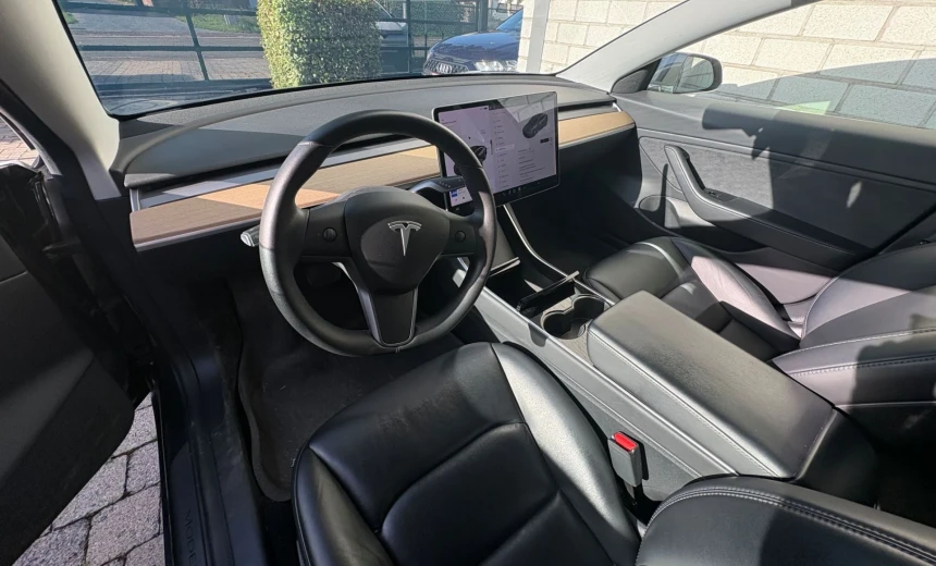 Tesla Model 3 2019 Electric Automatic Image 0