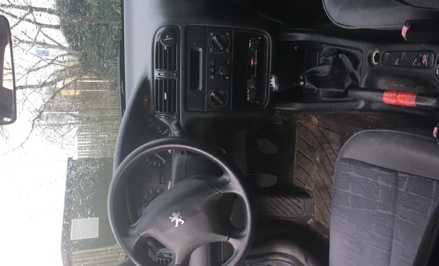 Peugeot 406 1999 Gasoline Manual Image 6