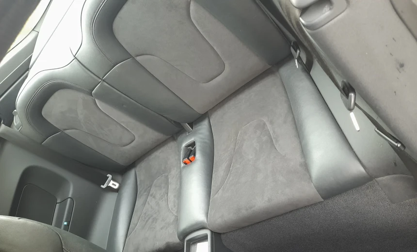 Audi TT 2011 Gasoline Manual Image 2