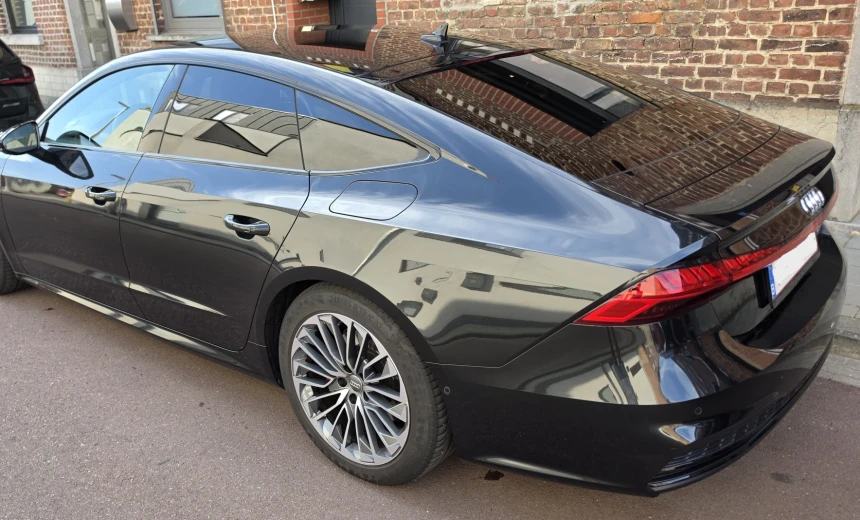 Audi A7 2020 Hybrid Electric/Gasoline Automatic Image 2