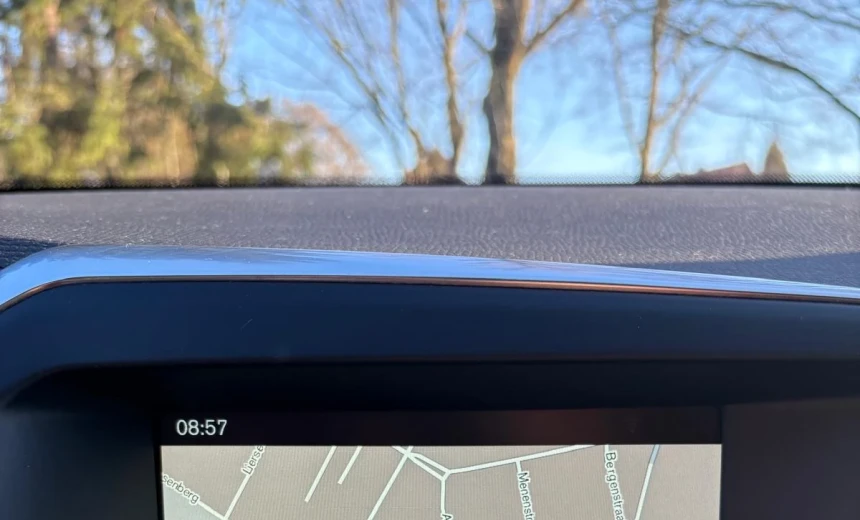 Volvo XC60 2017 Diesel Automatic Image 17