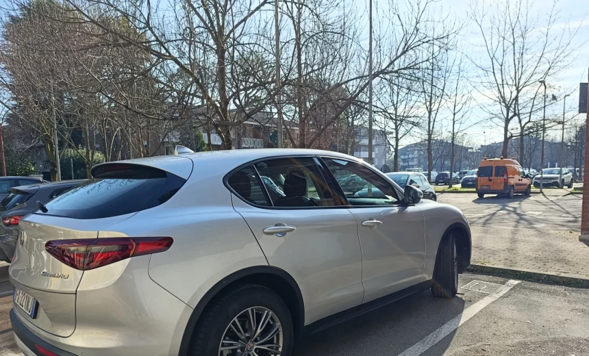 Alfa Romeo Stelvio 2019 Diesel Automatic Image 1