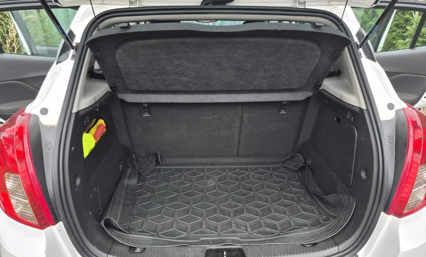 Opel Mokka 2015 Diesel Manual Image 4