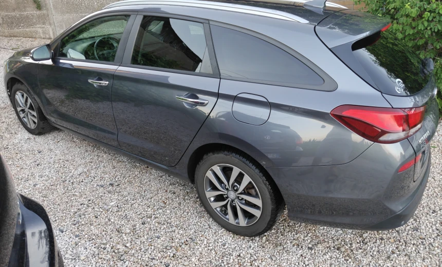 Hyundai i30 2018 Gasoline Manual Image 6