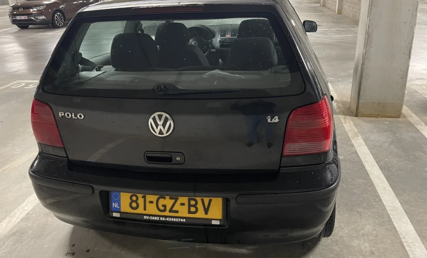 Volkswagen Polo 2001 Gasoline Manual Image 2