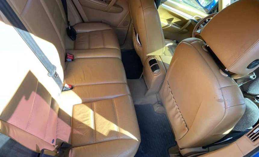 Porsche Cayenne 2005 Gasoline Automatic Image 9