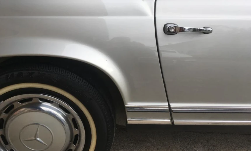 Mercedes-Benz 280 1969 Gasoline Automatic Image 2