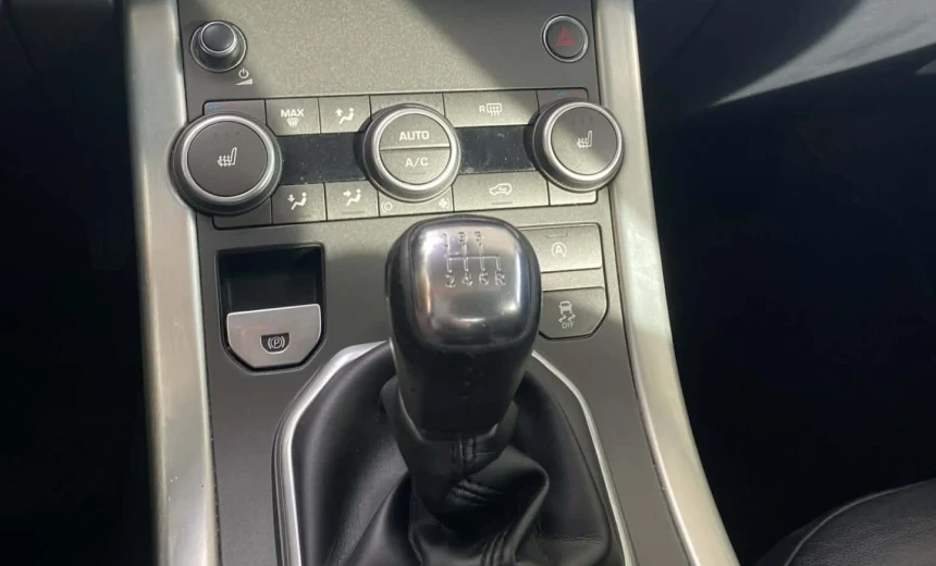 Land Rover Range Rover Evoque 2017 Diesel Manual Image 11