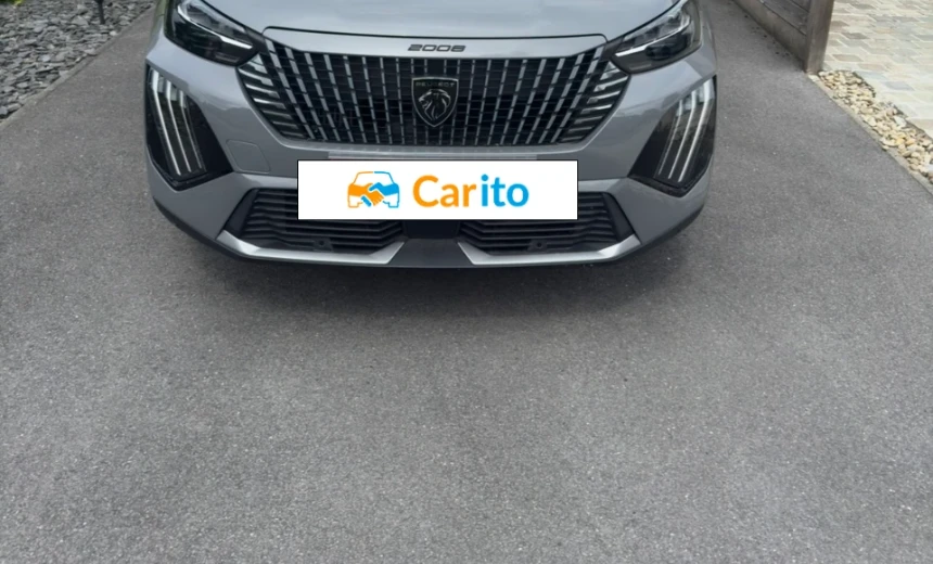 Peugeot 2008 2023 Gasoline Automatic Image 3