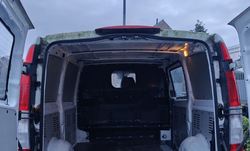 Mercedes-Benz Vito 2009 Diesel Automatic Image 9