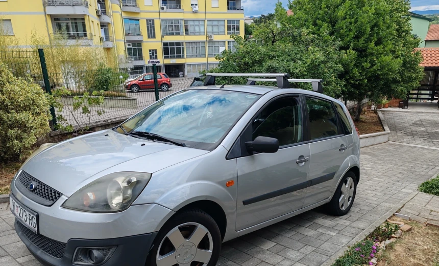 Ford Fiesta 2008 Gasoline Manual Image 1
