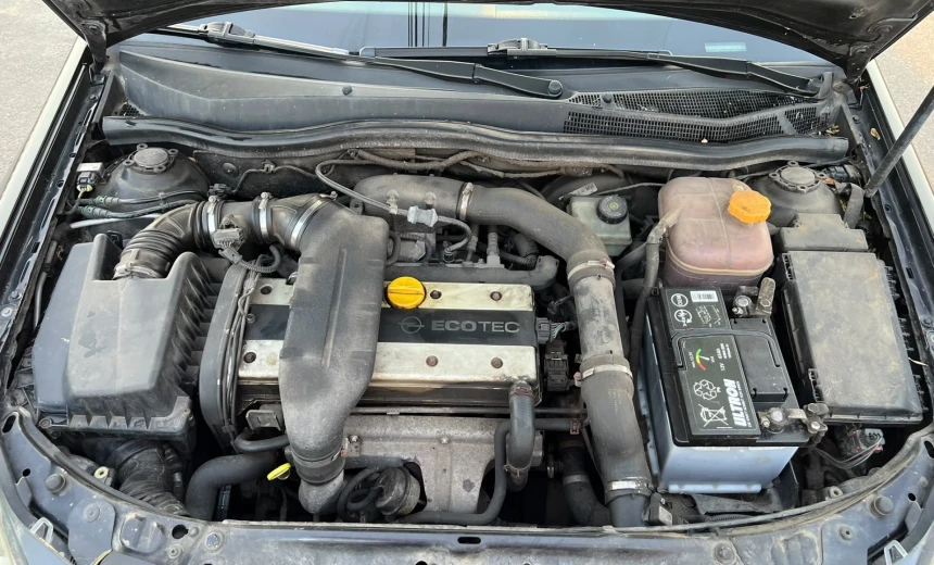 Opel Astra 2006 Gasoline Manual Image 1