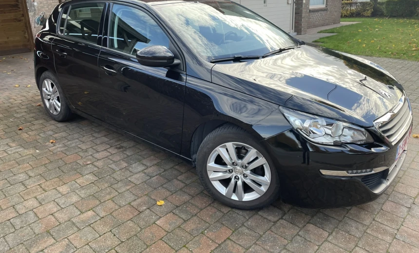 Peugeot 308 2016 Gasoline Manual Image 4