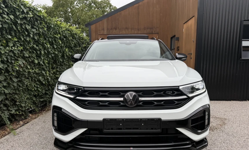 Volkswagen T-Roc 2023 Gasoline Automatic Image 1