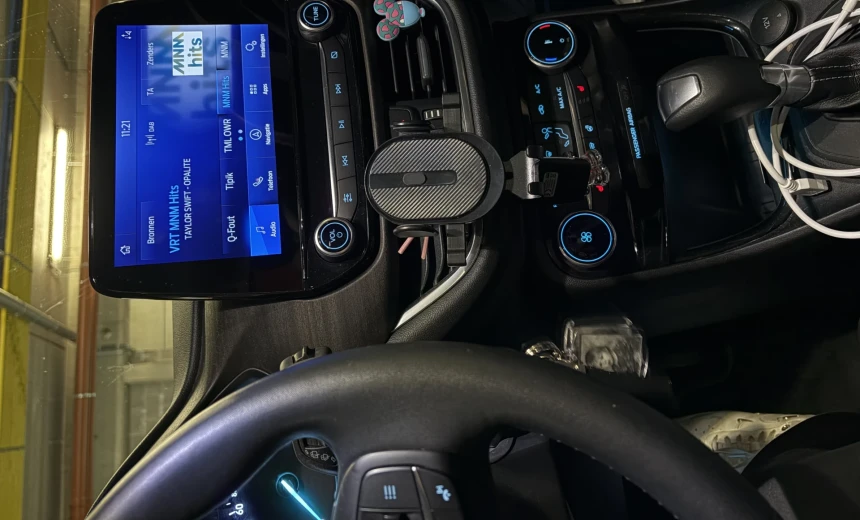 Ford Puma 2023 Hybrid Electric/Gasoline Automatic Image 10