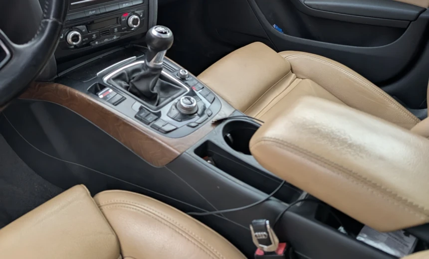 Audi A5 2012 Gasoline Manual Image 3