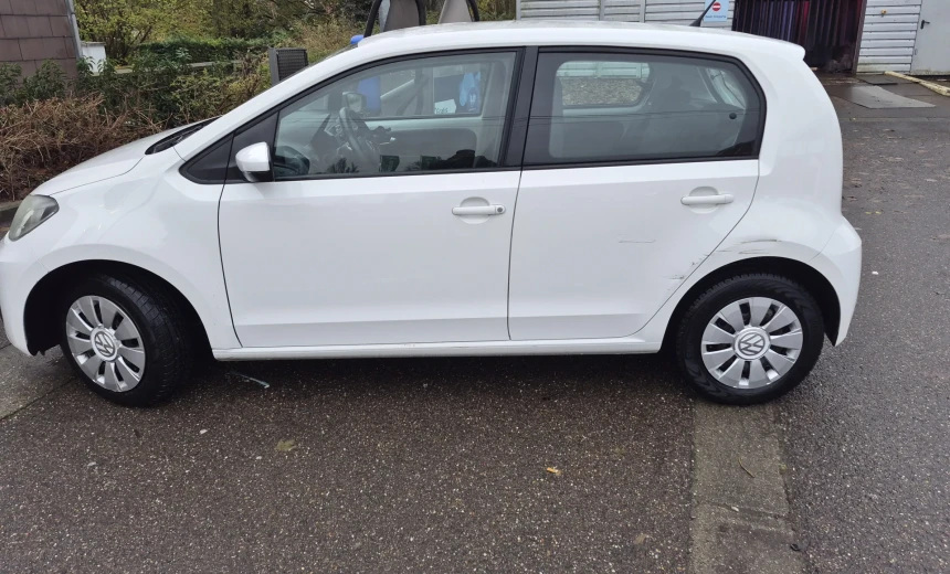 Volkswagen up! 2016 Gasoline Manual Image 1