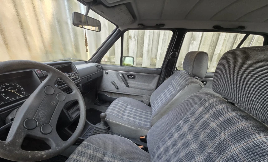 Volkswagen Jetta 1987 Gasoline Manual Image 4