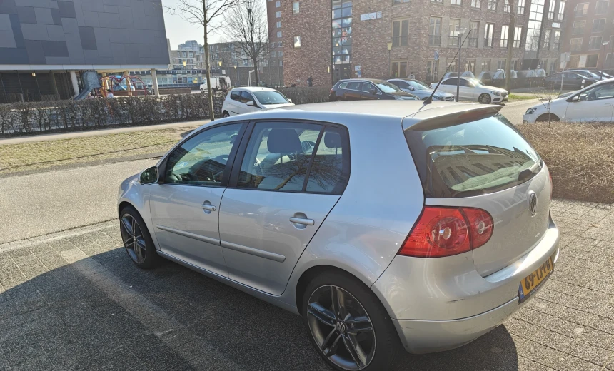 Volkswagen Golf 2006 Gasoline Manual Image 2