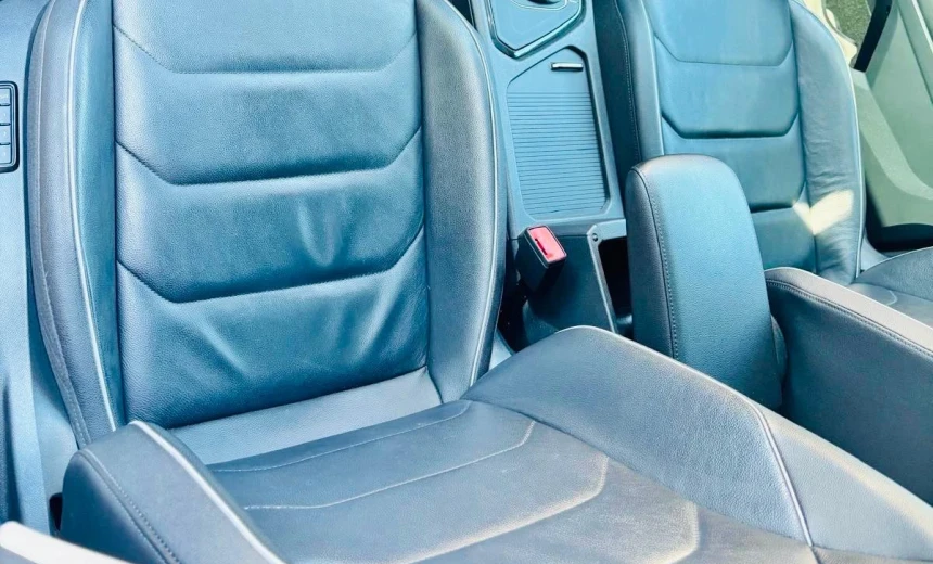 Volkswagen Tiguan Allspace 1957 Gasoline Automatic Image 9