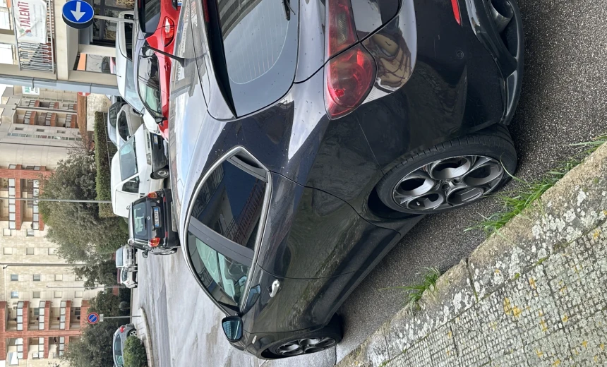 Alfa Romeo Giulietta 2014 LPG Manual Image 2