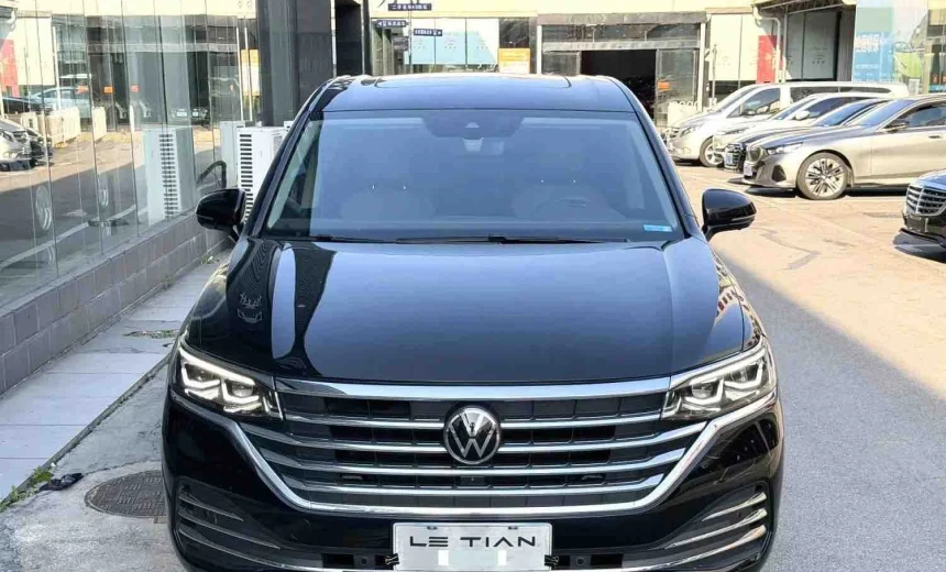 Volkswagen Viloran 2024 Gasoline Automatic Image 1