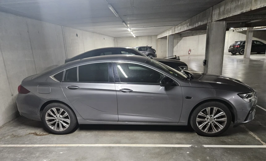 Opel Insignia 2021 Diesel Automatic Image 3