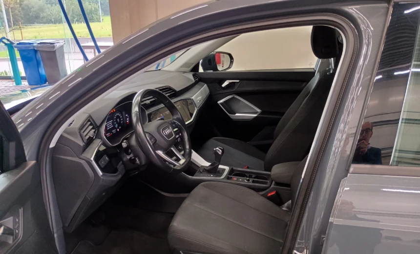 Audi Q3 2023 Gasoline Automatic Image 5