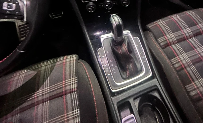 Volkswagen Golf GTI 2017 Gasoline Automatic Image 7