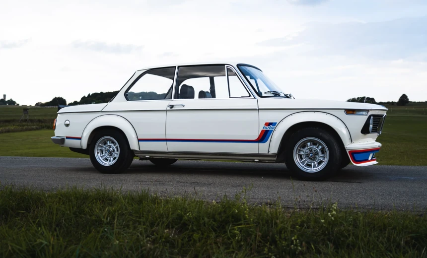 BMW 2002 1974 Gasoline Manual Image 5