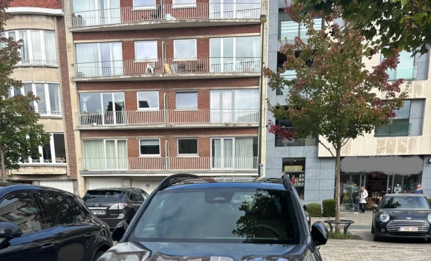 Mercedes-Benz GLB 200 2024 Gasoline Automatic Image 18