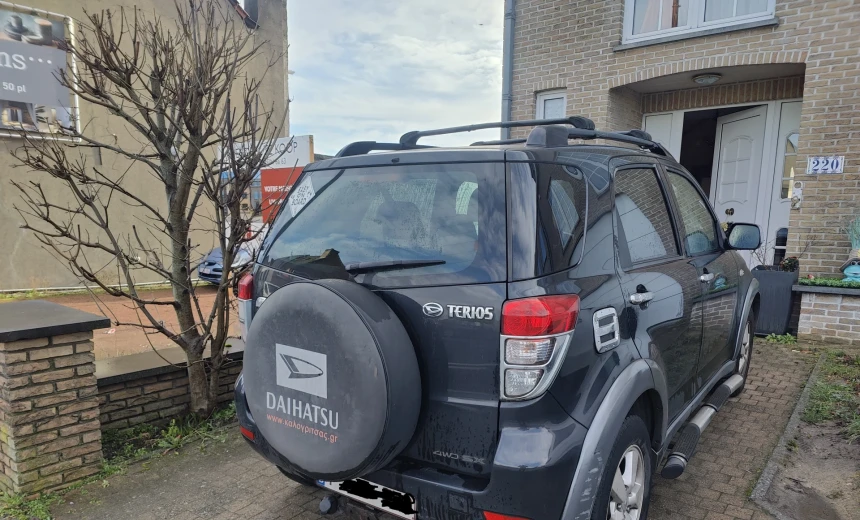 Daihatsu Terios 2008 Gasoline Manual Image 2