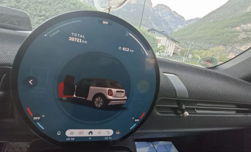 MINI Cooper Cabrio 2025 Gasoline Automatic Image 6
