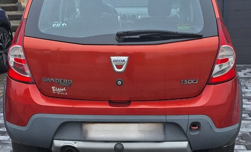 Dacia Sandero 2010 Diesel Manual Image 2