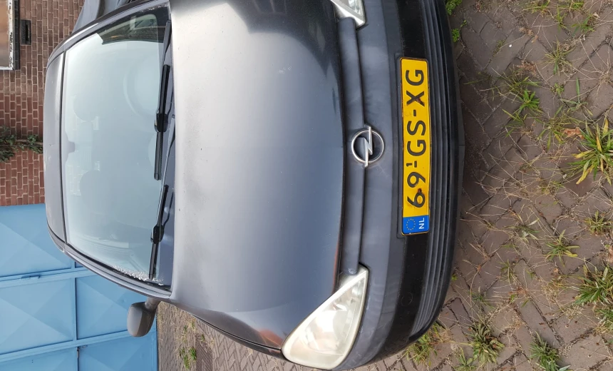 Opel Corsa 2001 Gasoline Manual Image 7