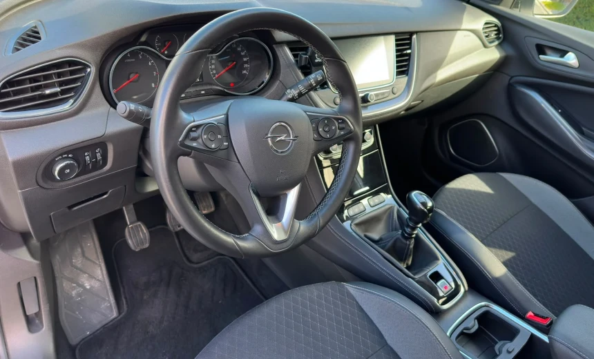 Opel Grandland X 2019 Gasoline Manual Image 6