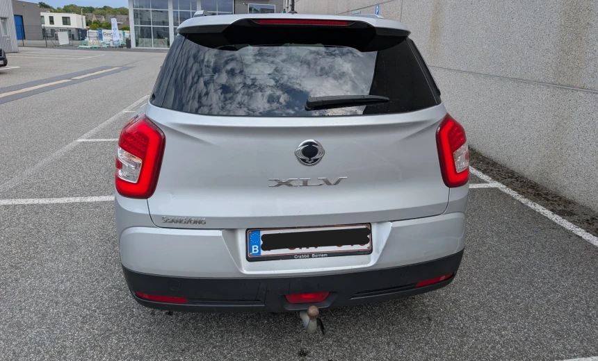 SsangYong XLV 2017 Diesel Manual Image 3